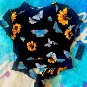 CROP TOP